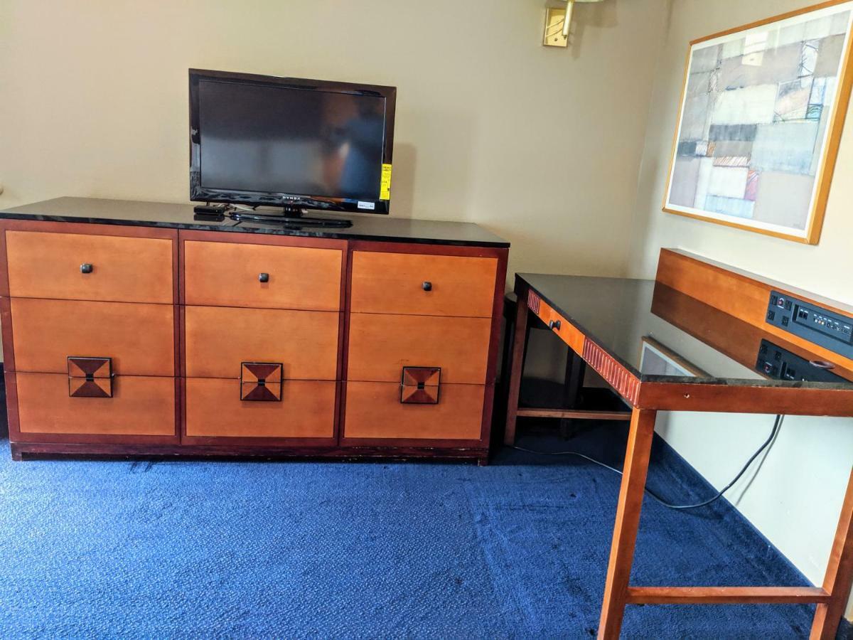 Executive Motel Thomson